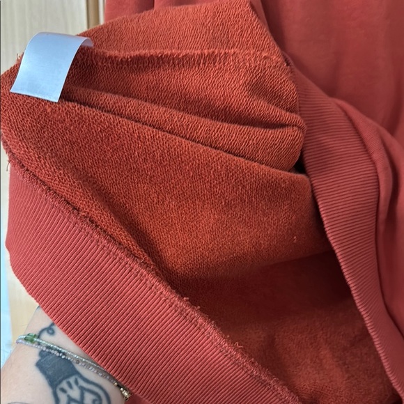 Austin Texas Red Sweater - Picture 4 of 4